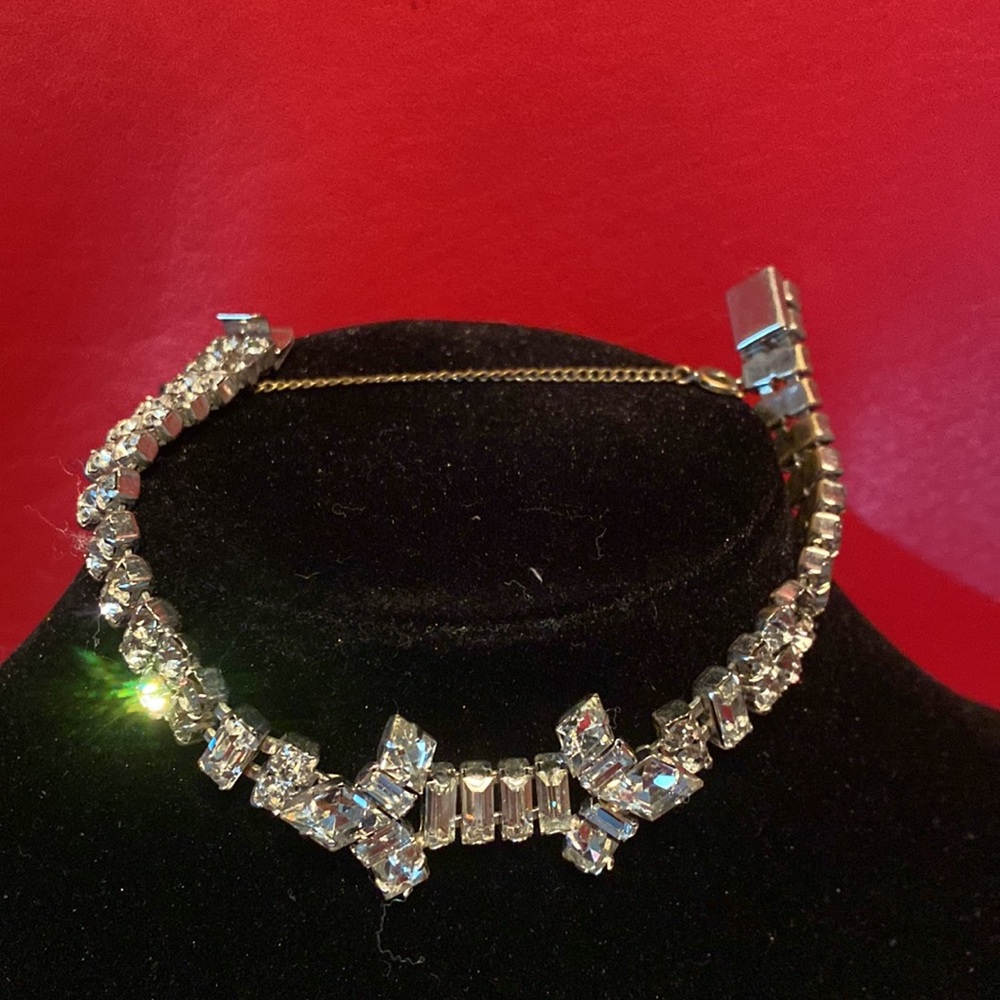 Designer Vintage Large Sparkling Beautiful Timeless Bracelet With Security Chain